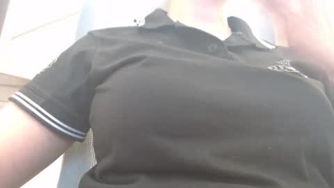 Snapshot of breakfastwithtiffanys chatting on 09-17-25, 10:00 breakfastwithtiffanys online show from 09-17-25, 10:00