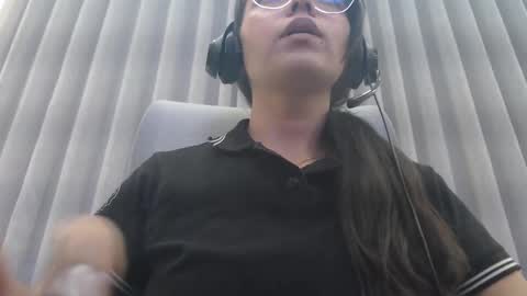 Snapshot of breakfastwithtiffanys chatting on 10-04-25, 04:49 breakfastwithtiffanys online show from 10-04-25, 04:49