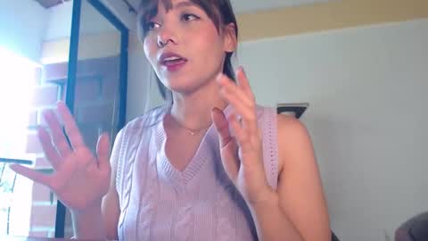 Snapshot of breakfastwithtiffanys chatting on 11-18-25, 04:33 breakfastwithtiffanys online show from 11-18-25, 04:33