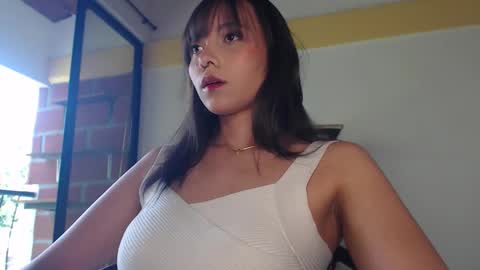 Snapshot of breakfastwithtiffanys chatting on 11-19-25, 03:23 breakfastwithtiffanys online show from 11-19-25, 03:23