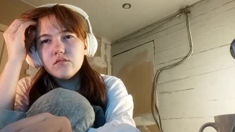 Snapshot of breannedevier chatting on 02-26-26, 11:42 Dina online show from 02-26-26, 11:42