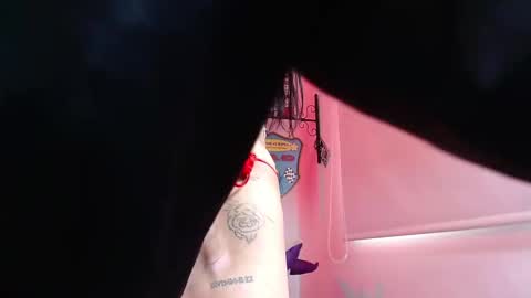 Snapshot of breazer__ chatting on 11-26-25, 09:16 breazer__ online show from 11-26-25, 09:16