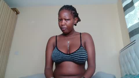 Snapshot of bree_beauty chatting on 07-09-26, 09:24 bree_beauty online show from 07-09-26, 09:24