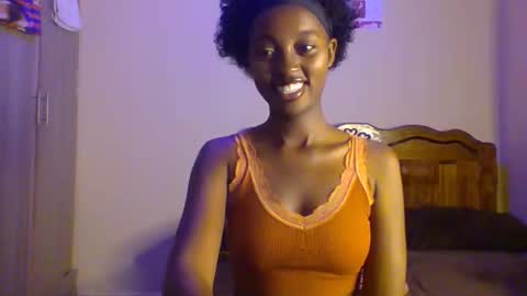 Snapshot of breezykan123 chatting on 11-11-25, 02:22 breelia online show from 11-11-25, 02:22
