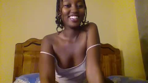 Snapshot of breezykan123 chatting on 12-17-25, 02:50 breelia online show from 12-17-25, 02:50