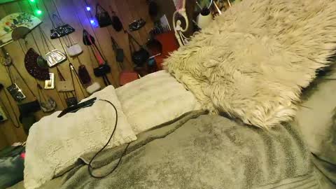 breezywinds963 online show from 10-09-25, 01:42