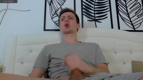 Snapshot of brell_line chatting on 02-03-25, 11:09 Brelland online show from 02-03-25, 11:09