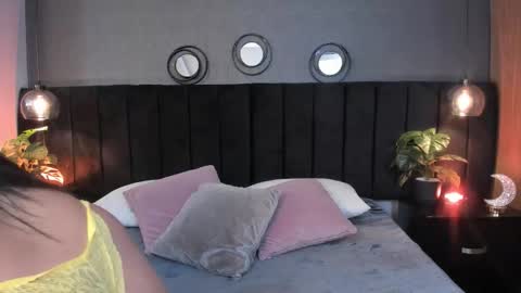   online show from 03-03-26, 03:23