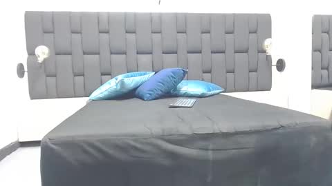 BRENDA VELASQUEZ online show from 01-30-25, 03:55