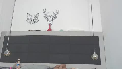 BRENDA VELASQUEZ online show from 09-19-25, 12:23