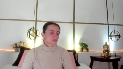 MeganBeaked online show from 10-31-25, 04:52