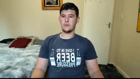 ask me lol online show from 03-09-25, 04:38