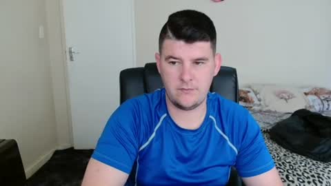 Snapshot of brendansexyboy098754 chatting on 07-14-26, 10:21 ask me lol online show from 07-14-26, 10:21