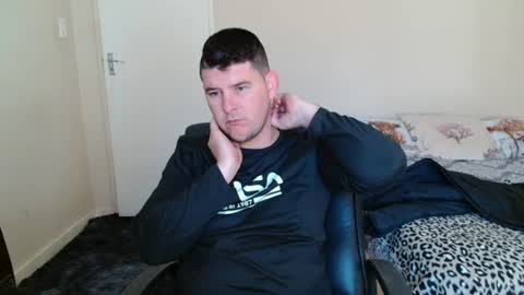 Snapshot of brendansexyboy098754 chatting on 07-15-26, 07:46 ask me lol online show from 07-15-26, 07:46