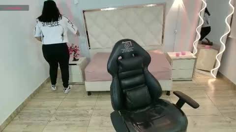 BRENDDA  online show from 01-07-26, 03:09