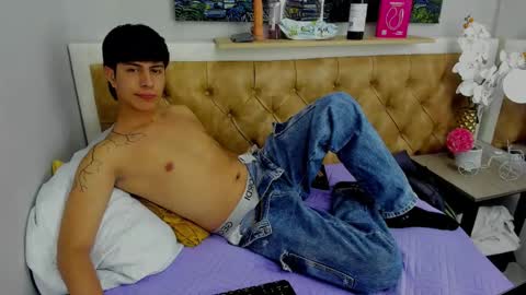 Esteban online show from 09-21-25, 02:13