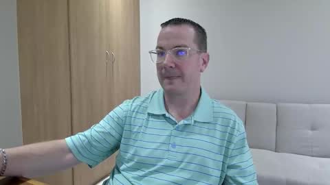 Brett online show from 09-14-25, 01:54