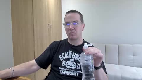 Brett online show from 02-02-26, 03:00