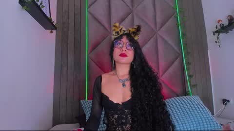 B R I A  online show from 11-30-25, 11:25