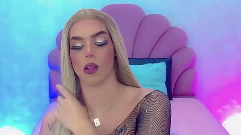 Snapshot of briana_sex32 chatting on 12-11-24, 03:37 BRIANA online show from 12-11-24, 03:37