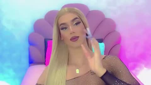 Snapshot of briana_sex32 chatting on 12-19-24, 03:40 BRIANA online show from 12-19-24, 03:40