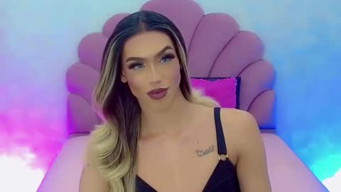 Snapshot of briana_sex32 chatting on 01-15-25, 11:21 BRIANA online show from 01-15-25, 11:21