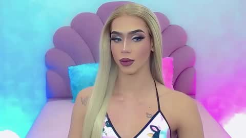 Snapshot of briana_sex32 chatting on 01-24-25, 04:27 BRIANA online show from 01-24-25, 04:27