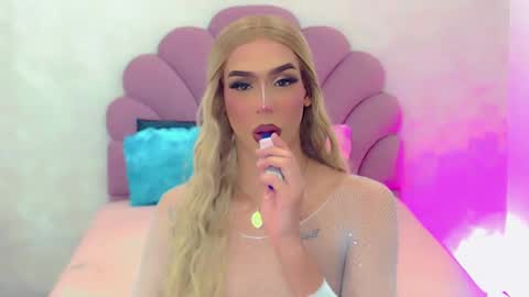 Snapshot of briana_sex32 chatting on 02-15-25, 04:47 BRIANA online show from 02-15-25, 04:47