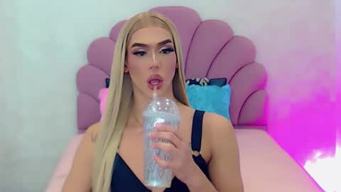 Snapshot of briana_sex32 chatting on 02-20-25, 09:55 BRIANA online show from 02-20-25, 09:55