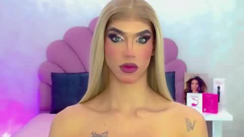 BRIANA online show from 04-12-26, 02:11