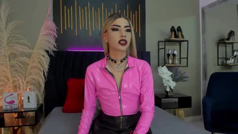 briana_white online show from 02-13-25, 08:13