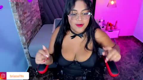 Snapshot of briana_z chatting on 07-18-26, 03:22 BRIANA online show from 07-18-26, 03:22