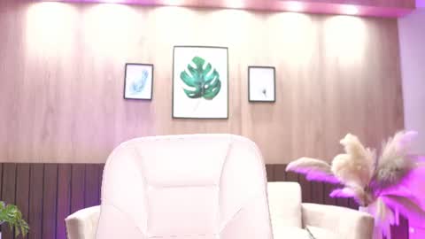 Briana Lane online show from 06-12-26, 11:46