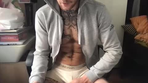 Snapshot of brianmuscle chatting on 03-15-26, 08:53 Brian online show from 03-15-26, 08:53