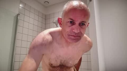 Snapshot of briantimes chatting on 06-17-26, 02:51 Brian online show from 06-17-26, 02:51