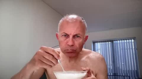 Snapshot of briantimes chatting on 06-22-26, 02:47 Brian online show from 06-22-26, 02:47