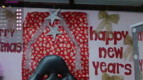 Snapshot of briathomas chatting on 12-10-24, 05:39 DAYANNA online show from 12-10-24, 05:39