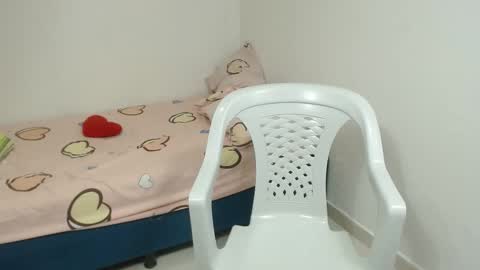 Snapshot of brida_angela29 chatting on 09-25-25, 01:04 brida_angela29 online show from 09-25-25, 01:04