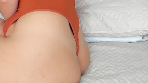 Snapshot of bridgetrodriguez chatting on 01-27-25, 06:41 online show from 01-27-25, 06:41