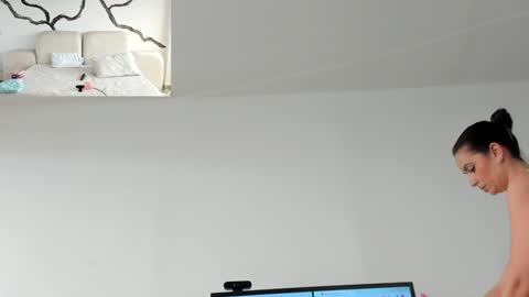 Snapshot of bridgetrodriguez chatting on 02-01-25, 02:56 online show from 02-01-25, 02:56