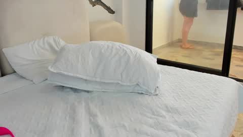 Snapshot of bridgetrodriguez chatting on 03-05-25, 03:40 online show from 03-05-25, 03:40