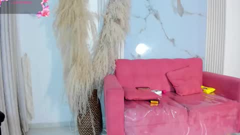 Snapshot of bridgetrodriguez chatting on 10-14-25, 12:06 online show from 10-14-25, 12:06