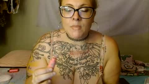 Snapshot of briebaby88 chatting on 07-14-26, 06:51 Leela Marie xo online show from 07-14-26, 06:51