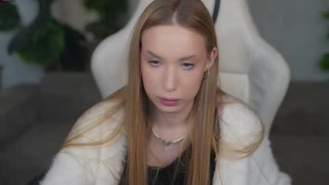 Diamonds Girls online show from 09-28-25, 05:57