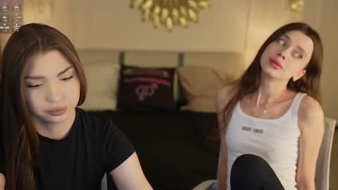 Snapshot of bright_diamonds_054 chatting on 02-07-26, 07:34 Diamonds Girls online show from 02-07-26, 07:34