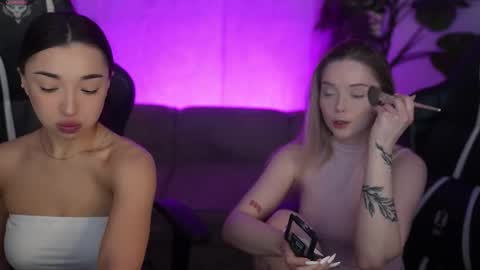 Snapshot of bright_diamonds_054 chatting on 02-18-26, 08:43 Diamonds Girls online show from 02-18-26, 08:43