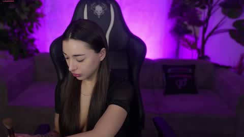 Snapshot of bright_diamonds_054 chatting on 02-23-26, 08:33 Diamonds Girls online show from 02-23-26, 08:33