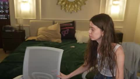 Snapshot of bright_diamonds_054 chatting on 02-24-26, 08:51 Diamonds Girls online show from 02-24-26, 08:51