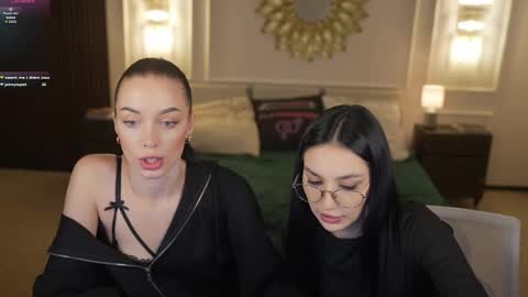 Snapshot of bright_diamonds_054 chatting on 02-27-26, 09:20 Diamonds Girls online show from 02-27-26, 09:20