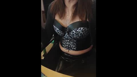 brightdarknesss online show from 02-01-25, 04:35